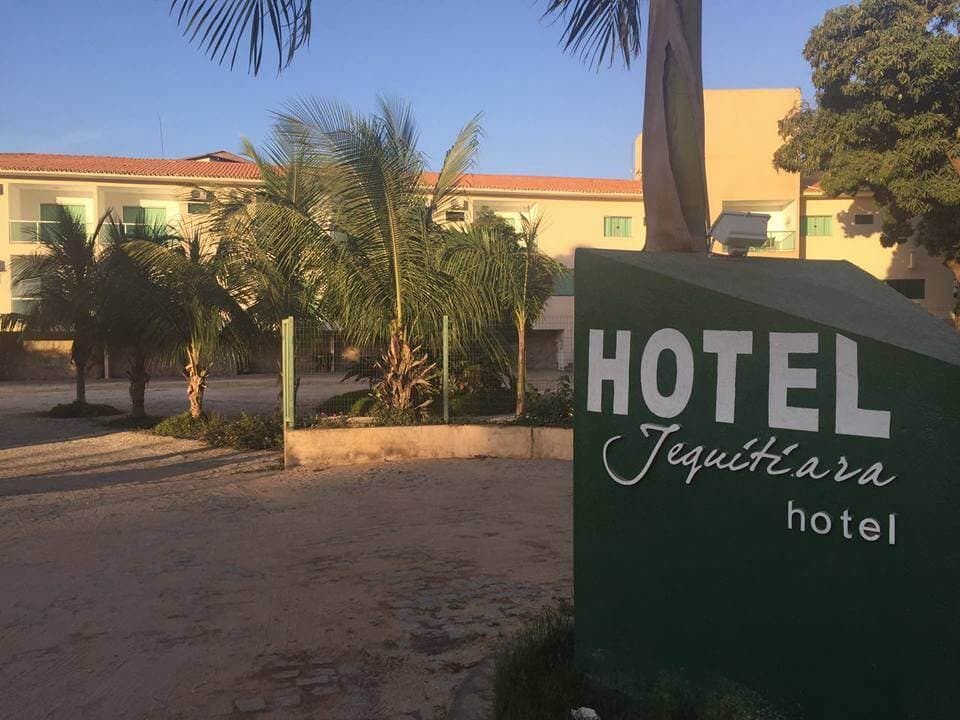 Entrada do Acesso a Rod. 367 do Jequitiara Hotel em Itaobim MG