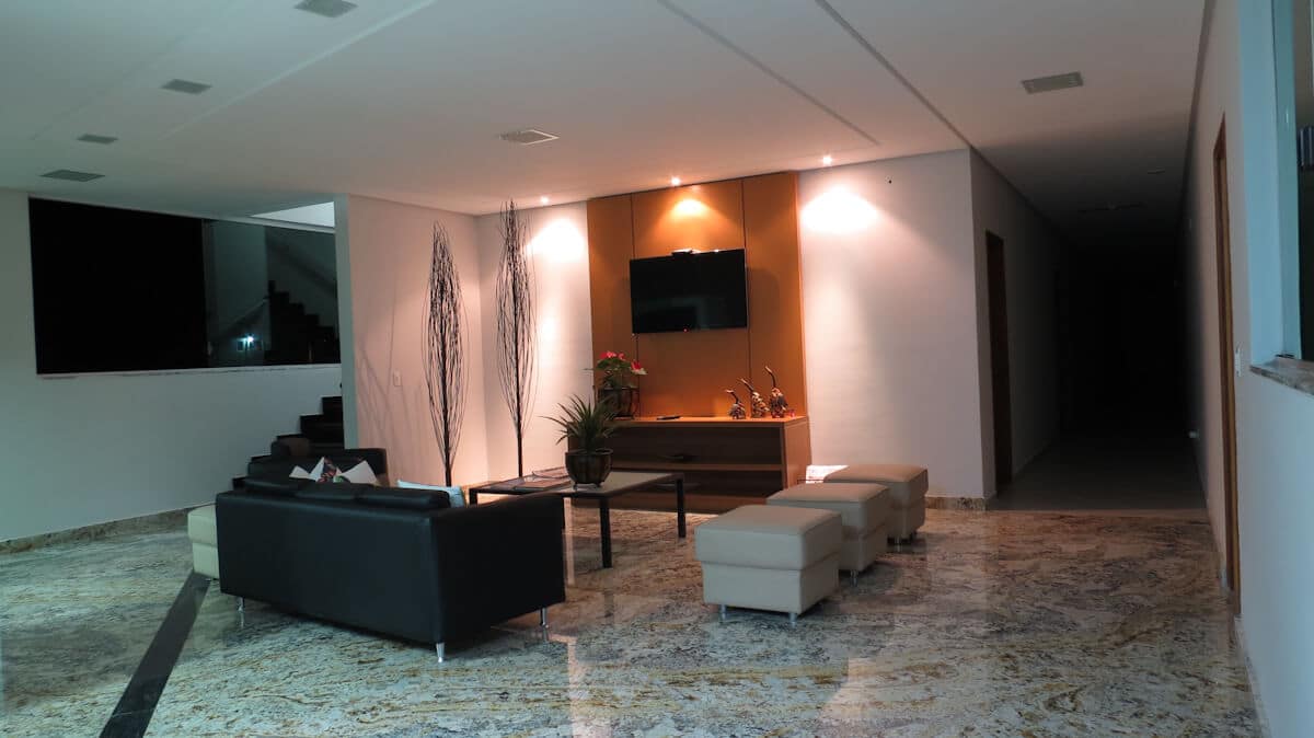 Recepção do Jequitiara Hotel em Itaobim MG