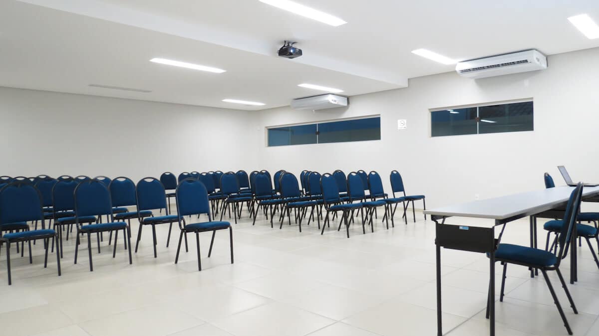 Salão de Convenções do Jequitiara Hotel em Itaobim MG