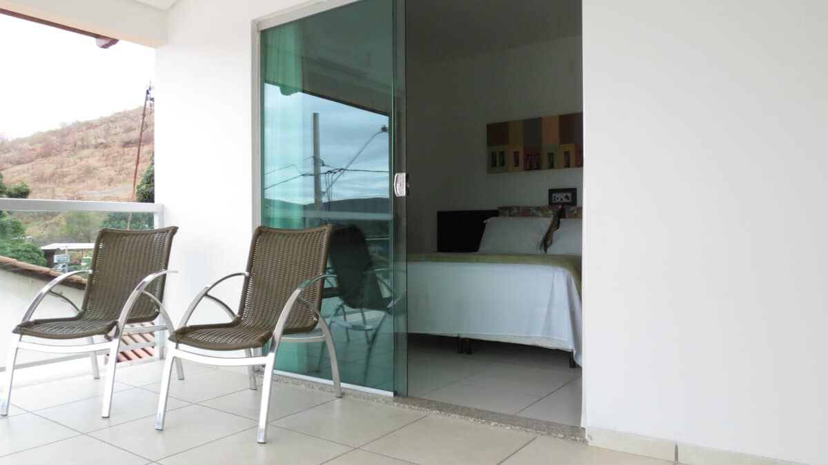 Sacada da Suíte Standard no Jequitiara Hotel em Itaobim MG
